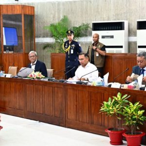 প্রধানমন্ত্রীর সভাপতিত্বে মন্ত্রিসভার বৈঠক চলছে