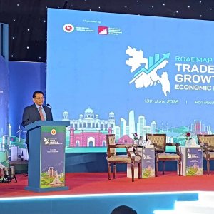 সামনে তহবিল আরও কমতে পারে: পররাষ্ট্রমন্ত্রী