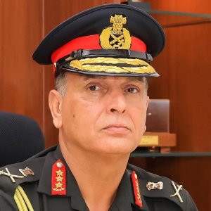 ভারতের নতুন সেনাপ্রধান ধীরাজ শেঠ