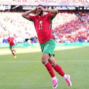 ভিনিসুয়েসের গোলে সমতায় ব্রাজিল