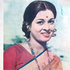 টাকা ভর্তি ব্যাগ নিয়ে শাবানার কাছে গিয়েছিলেন মালেক আফসারী