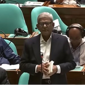 রাজধানীর জলাবদ্ধতা নিরসনে কী পদক্ষেপ নেওয়া হচ্ছে, জানালেন স্থানীয় সরকারমন্ত্রী 