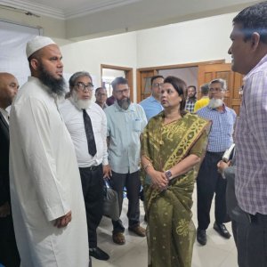 রাজস্ব সার্কেল পরিদর্শনে ডিসি ফরিদা, শুনলেন নাগরিক অভিযোগ