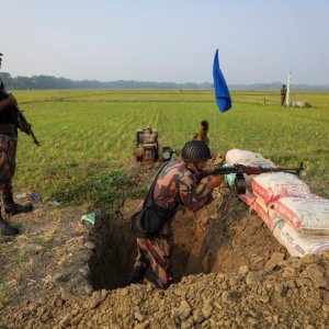 আইনি প্রক্রিয়া ছাড়াই বাঙালিদের পুশব্যাক করছে ভারত