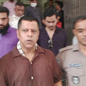 মাদ্রাসা শিক্ষার্থী হত্যাচেষ্টা মামলায় গ্রেফতার দেখানো হলো শাহেদ-সেলিমকে