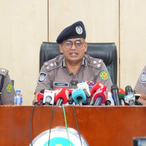 আ. লীগের প্রতিষ্ঠাবার্ষিকী ঘিরে শঙ্কা নেই, সতর্ক অবস্থানে ডিএমপি