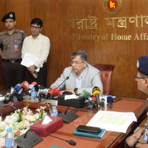 ২৩ জুন ঘিরে পুলিশকে সতর্ক থাকার নির্দেশ দেওয়া হয়েছে: স্বরাষ্ট্রমন্ত্রী