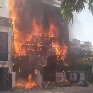 লখনৌতে কোচিং সেন্টারে আগুন, নিহত ১৪ শিক্ষার্থী