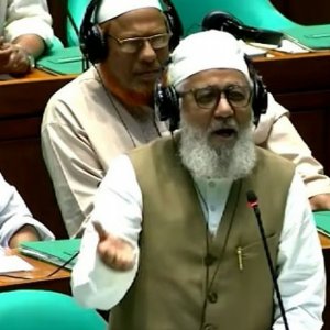 ‘আপনি ব্যবসায়িক পরিবারের সন্তান, তাই ব্যবসায়ীদের জন্য বাজেট দিয়েছেন’ 