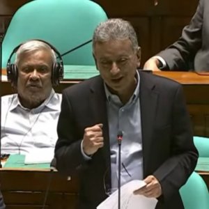 পররাষ্ট্রনীতির ওপর ভিত্তি করে প্রধানমন্ত্রীর মালয়েশিয়া ও চীন সফর