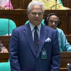 ‘অর্থমন্ত্রী দুঃসাহসী, গগনস্পর্শী বাজেট দাঁড় করিয়েছেন’