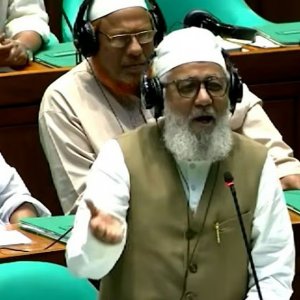 ‘বিচারিক হত্যাকাণ্ডের মাধ্যমে আমাদের পাঁচ নেতাকে ফাঁসি দেওয়া হয়েছে’