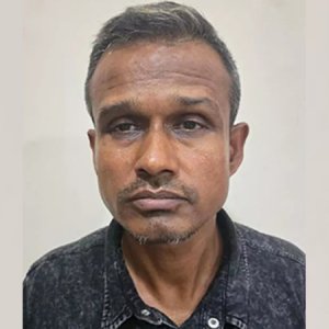 কুকুরকে আহত করায় মামলা, ব্যবস্থা নিতে প্রধানমন্ত্রীর নির্দেশ