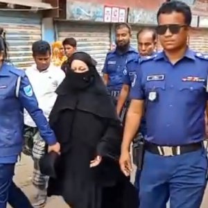 ড্রাইভারের প্রেমে পড়ে সুখের সংসার ভেঙে হয়ে গেলেন ‘খুনি’