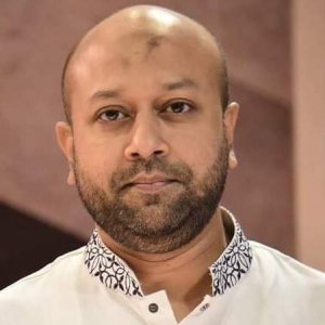 ঢাবি নিয়ে বিতর্কিত মন্তব্য: ফুয়াদের বিরুদ্ধে ১০০ কোটি টাকার আইনি নোটিশ