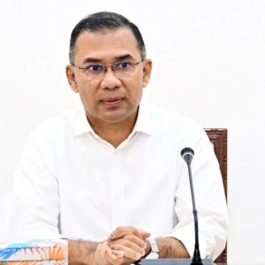 বেতনের ১০ শতাংশ গরিবদের জন্য সরকারি কোষাগারে ফিরিয়ে দেন প্রধানমন্ত্রী