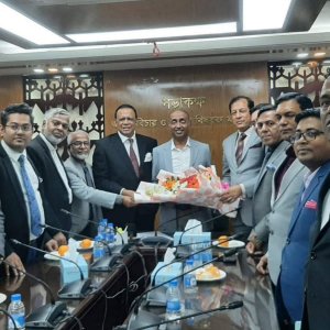 আইনমন্ত্রীর সঙ্গে সুপ্রিম কোর্ট বারের নবনির্বাচিত কমিটির সাক্ষাৎ
