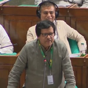 গ্রামে গেলে বিদ্যুৎ ইস্যু আমাদের বিব্রত করে, সংসদে সরকারদলীয় সংসদ সদস্য