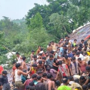 রোহিঙ্গা ক্যাম্পে পাহাড়ধসে মৃত্যু: ইউএনএইচসিআর’র শোক