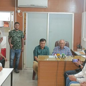 পরাজিত শক্তির বিরুদ্ধে গণতান্ত্রিক শক্তিকে সচেতন থাকতে হবে: রিজভী