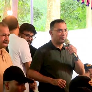 দেশ পুনর্গঠনে কোনও বাধা মানবে না সরকার: প্রধানমন্ত্রী