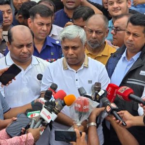 বন্যার ক্ষতি পুষিয়ে নিতে সব ধরনের সহায়তার আশ্বাস জ্বালানি প্রতিমন্ত্রীর