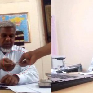 গুনে গুনে ঘুষ নিয়ে ফাইলে স্বাক্ষর করেন তিনি, বলেন ‘আমার কাছে কারও বেইল নাই’