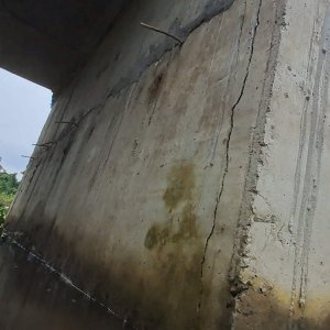 উদ্বোধনের আগেই দুই কোটি টাকার সেতুতে ফাটল, প্রশ্ন তোলায় স্থানীয়দের হুমকি