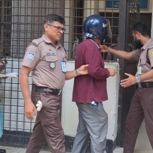 দুদকের মামলায় সাবেক ডেপুটি গভর্নর এস কে সুরের বিরুদ্ধে রায় ২৮ জুলাই