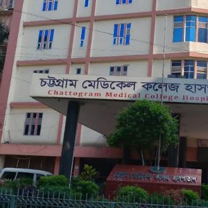 কনফিডেন্স কারখানায় দগ্ধ ৫ শ্রমিকের অবস্থা আশঙ্কাজনক, নেওয়া হলো আইসিইউতে