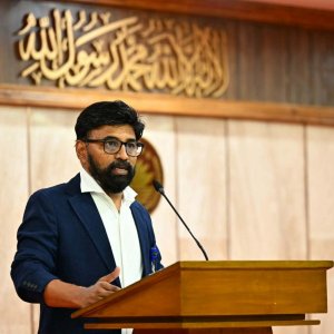 প্রধানমন্ত্রী কাজের মাধ্যমে দেশের গুণগত পরিবর্তন আনছেন: প্রেস সচিব