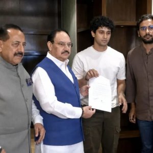 শিক্ষামন্ত্রীর পদত্যাগে মোদি সরকারকে ২৪ ঘণ্টার আলটিমেটাম সিজেপির