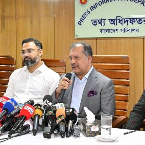আগামী বিশ্বকাপে বড় মুনাফা অর্জনের লক্ষ্য সরকারের: তথ্যমন্ত্রী