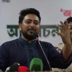 জুলাইয়ে জাহাঙ্গীরনগর ঢাকা বিশ্ববিদ্যালয়ের সমান্তরালে আন্দোলন করেছে: নাহিদ ইসলাম 