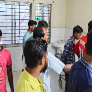 মেহেরপুরে ফুটবল মাঠে খেলোয়াড়ের মৃত্যু