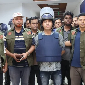 আলোচিত ডেভিড ইমনের ১০ দিনের রিমান্ড
