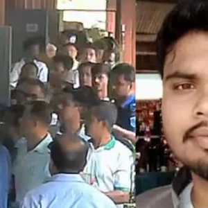 ইউএনওর সামনে পুলিশ সদস্যকে লাথি মারলেন বিএনপি নেতার ছেলে, থানায় মামলা