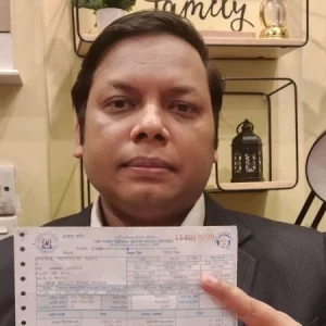 ‘তিন হাজারের’ বিদ্যুৎ বিল জুনে ৭৮৮৪ টাকা, প্রধানমন্ত্রীর হস্তক্ষেপ চাইলেন শিল্পী