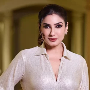 ‘ওহ মাই ডগের’ প্রিমিয়ারে এসে কুকুরের হামলার শিকার রাভিনা