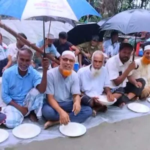জীবিত অবস্থায় ২ হাজার মানুষকে নিজের চল্লিশা খাওয়ালেন সামাদ, কারণ কী