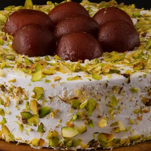 ভাইরাল ডেজার্ট ‘গুলাব জামুন কেক’ খেয়েছেন কি