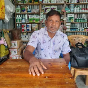 ‘কারেন্ট এই আসে এই যায়, ১০ মিনিটও থাকে না, ব্যবসায় লালবাতি’