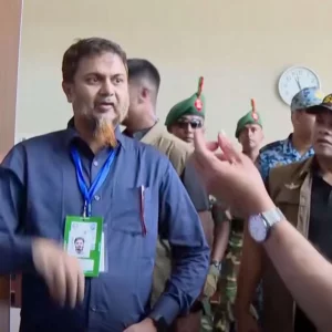 মাতারবাড়ী গভীর সমুদ্রবন্দর ও কয়লা বিদ্যুৎ প্রকল্প পরিদর্শন করেছেন প্রধানমন্ত্রী