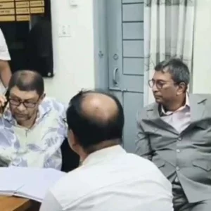 হঠাৎ সরকারি হাসপাতালে স্বাস্থ্যমন্ত্রী, সিভিল সার্জনকে বদলির নির্দেশ