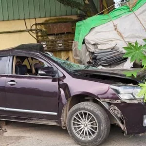 জামালপুরে দাঁড়িয়ে থাকা ট্রাকে প্রাইভেটকারের ধাক্কা, সহকারী জজ নিহত