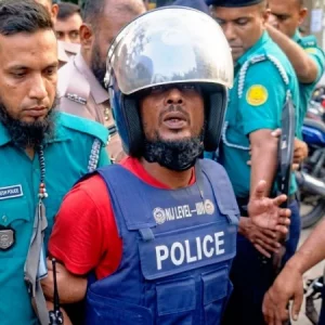 ৩ জনকে একাই হত্যা, বাসার সিসি ক্যামেরায় ‌‘খুনিকে’ যা করতে দেখা গেলো