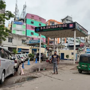‘গ্যাস নিতেই দিন শেষ, ভাড়া মারবো কখন’ 
