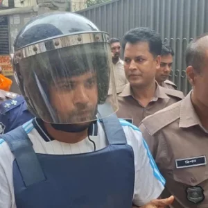 নতুন মামলায় গ্রেফতার দেখানোর আবেদন, আটকে গেলো সাবেক মেজর সাদিকের কারামুক্তি 