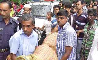 নরসিংদীতে ছেলের বিরুদ্ধে মাকে পিটিয়ে হত্যার অভিযোগ