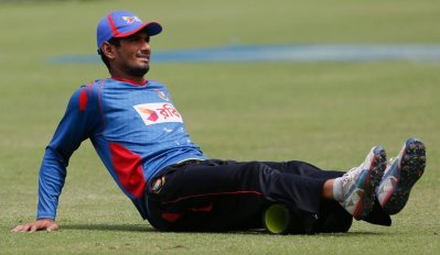 অনুশীলনে ব্যস্ত রিয়াদ